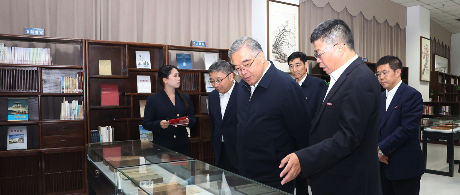 全国政协副主席朱永新来rayban雷竞技视察